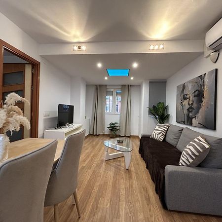 Lujo A Tu Alcance Con Spa Y Garaje Pleno Centro Уелва Екстериор снимка