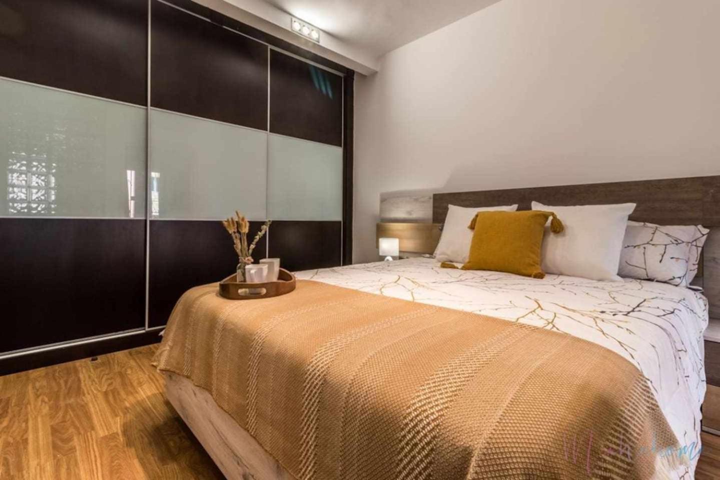 Lujo A Tu Alcance Con Spa Y Garaje Pleno Centro Уелва Екстериор снимка
